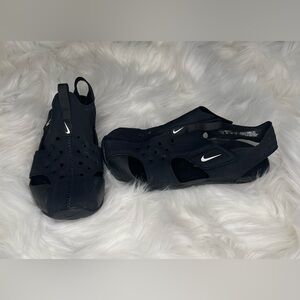 Kids Nike Black Athletic Sandals